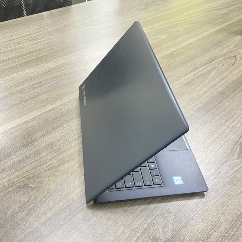 Laptop toshiba u63-D i5-7300u / Ram 8G / SSD 256G / màn 13,3 FHD bảo hành 6 tháng