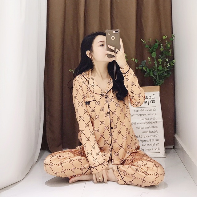 Đồ bộ lụa Hoạ tiết áo dài-quần dài | BigBuy360 - bigbuy360.vn