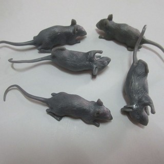 Chú Chuột Giả Bằng Nhựa Dùng Để Trang Trí Halloween