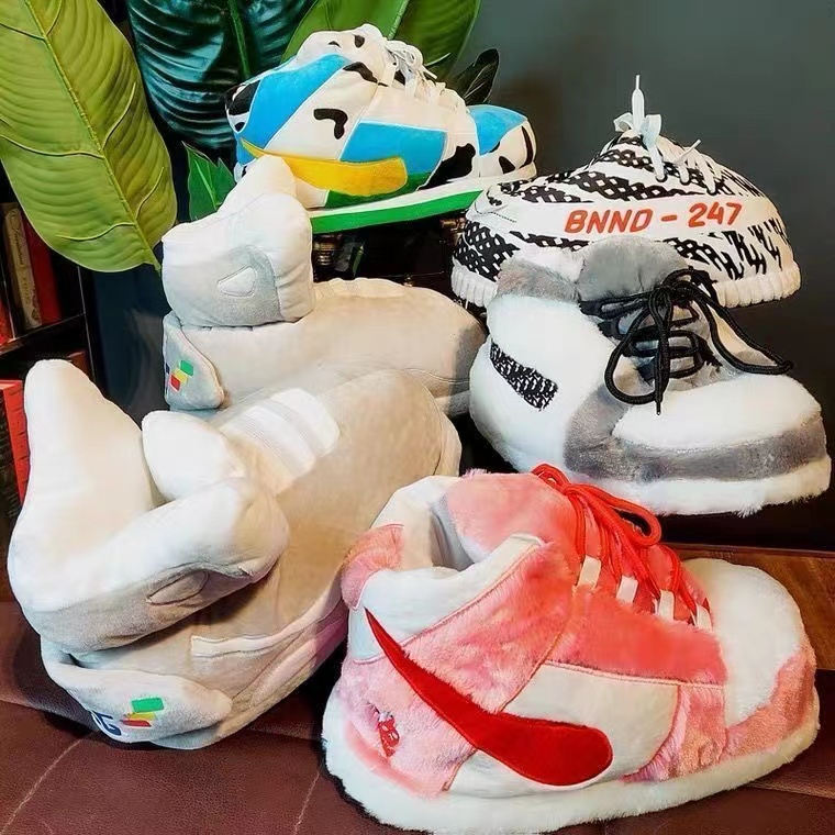 Giày Bông Sneaker HÀNG CÓ SẴN Dép Bông Sneaker Đế Cao Su Dép Bông Đi Trong Nhà Hot Hit Giaydepvyvy