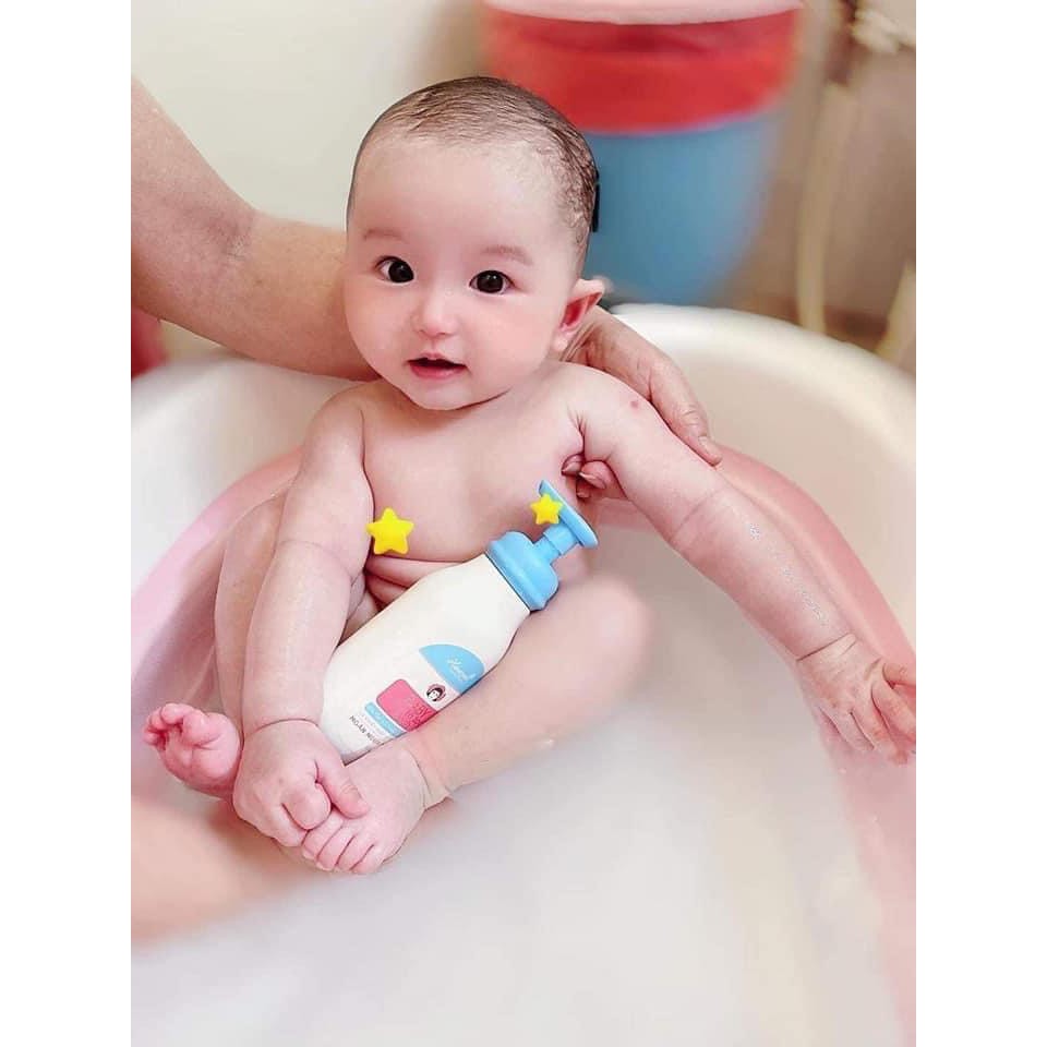 Sữa Tắm Gội Thảo Dược Cho Bé HANAYUKI Chai 150gr - Baby Top To Toe Wash