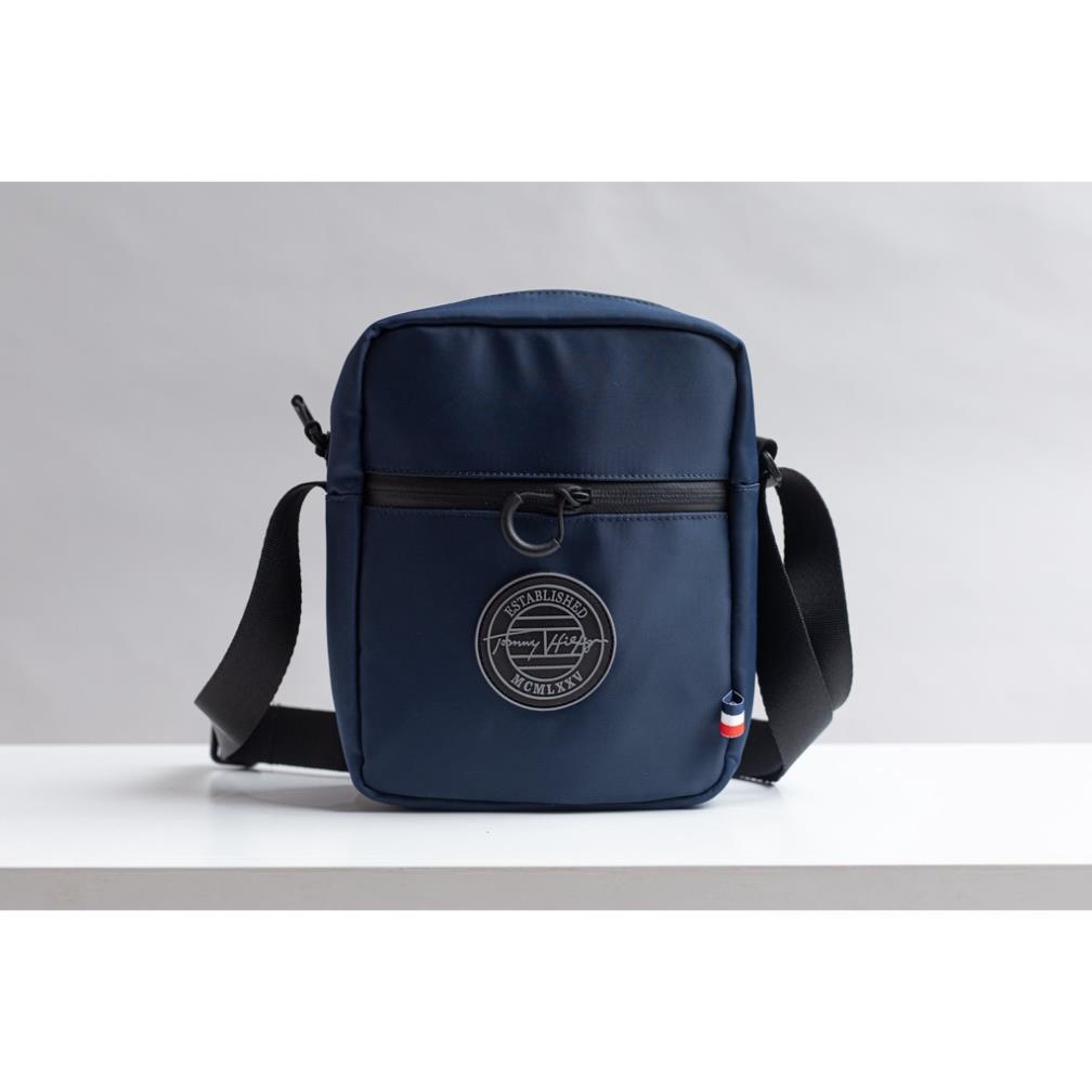 Túi đeo chéo Tommy Hilfiger Waist Bags logo cao su 3D nổi, chất vải canva cao cấp chống thấm