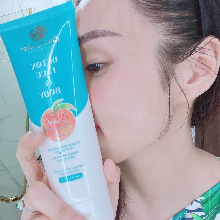 Tẩy tế bào chết body và da mặt yến mạch - Oatmeal Face &amp; Body Scrub CRD Cherry Đào