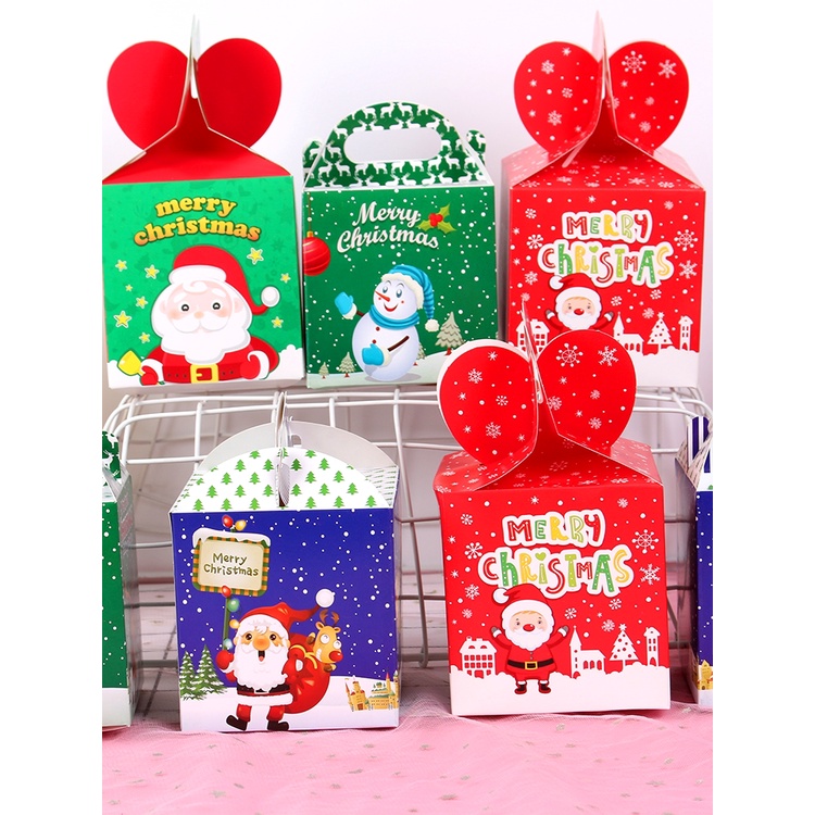 Hộp đựng quà noel giáng sinh 8.5 x Rộng 8.5 x Cao 18 cm