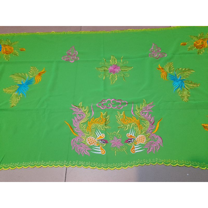 Khăn choàng chúa. Phụ kiện hầu đồng