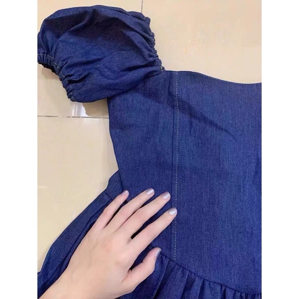 Váy Jean cổ vuông khoét ngực tay bồng siêu xinh