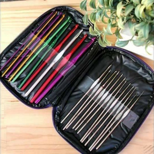 Bộ kim móc 22 cây
