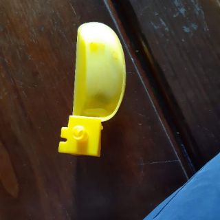 Cốc uống cho chim cút , chim cảnh