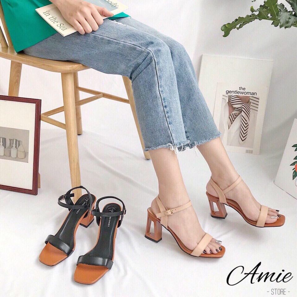 Sandal gót lỗ quai đen và kem 7p