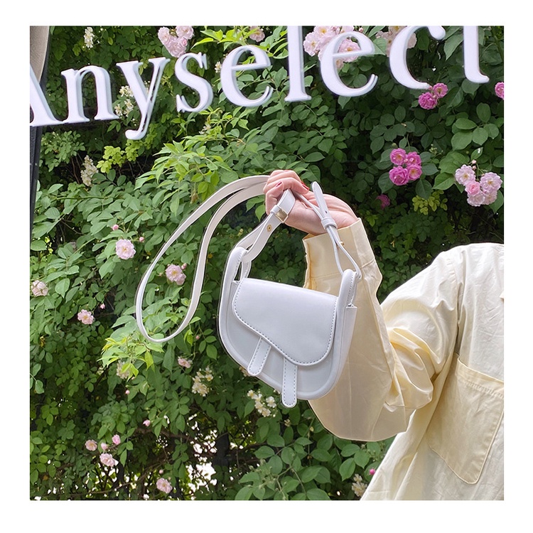 Túi xách mini nữ đeo chéo kẹp nách ken viền nhỏ xinh dáng yên ngựa da trơn nhẹ nhàng tiểu thư LK257