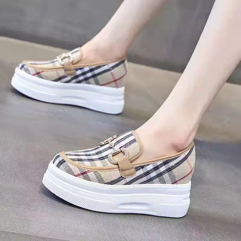 🎀COOL A Dép Bít Mũi Thoáng Khí Đính Đá Thời Trang Cho Nữ Baoto half Slipers Female Dưới đáy dày Trượt trên bàn chân Cùng phong cách với các vì sao