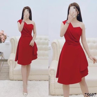 ĐẦM XOÈ CÔNG CHÚA VAI CÁCH ĐIỆU DỰ TIỆC QUÝ PHÁI .