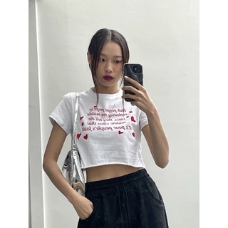 Lea - Áo croptop hoạ tiết trái tim Hàn Quốc