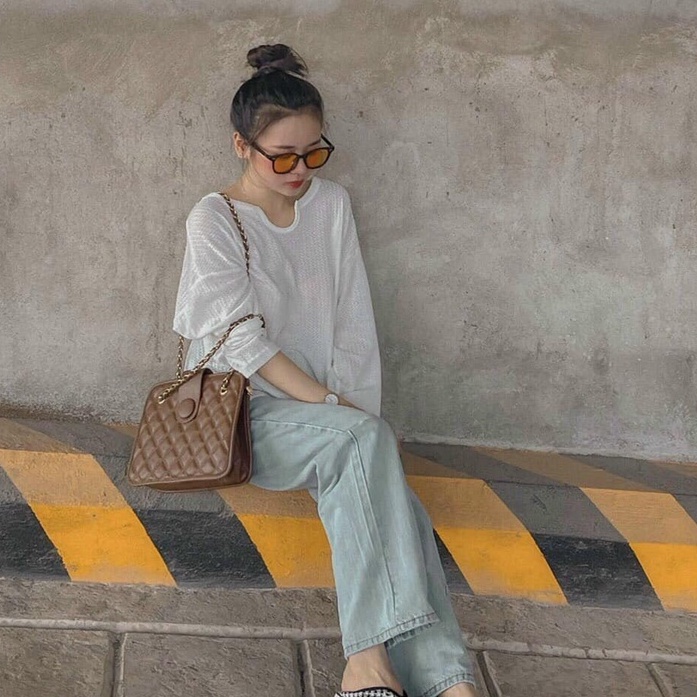 Áo thun dài tay nam nữ vải tổ ong khoét cổ form oversize đen trắng hàn quốc basic mùa thu đông