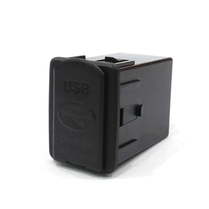 Củ sạc nhanh QC 3.0 với 2 cổng USB dùng trên xe ô tô và 2 dây cáp nguồn