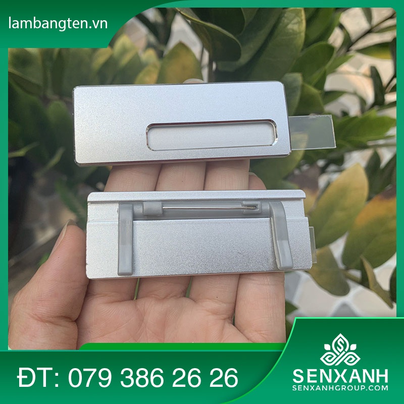 10 Phôi bảng tên nhân viên, Phôi làm thẻ tên nhân viên. bt011