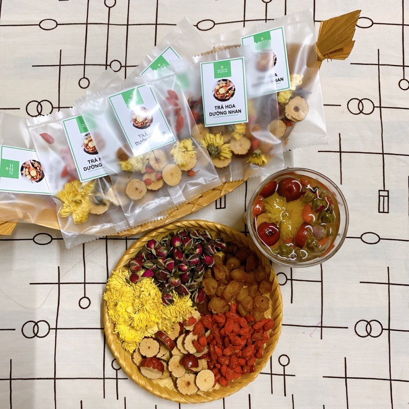 Trà dưỡng nhan 5 vị (gồm 25g Hoa Cúc, 35g Nụ Hoa Hồng, 50g Long nhãn, 50g Kỷ tử, 70g Táo đỏ)-Dược Liệu Quý