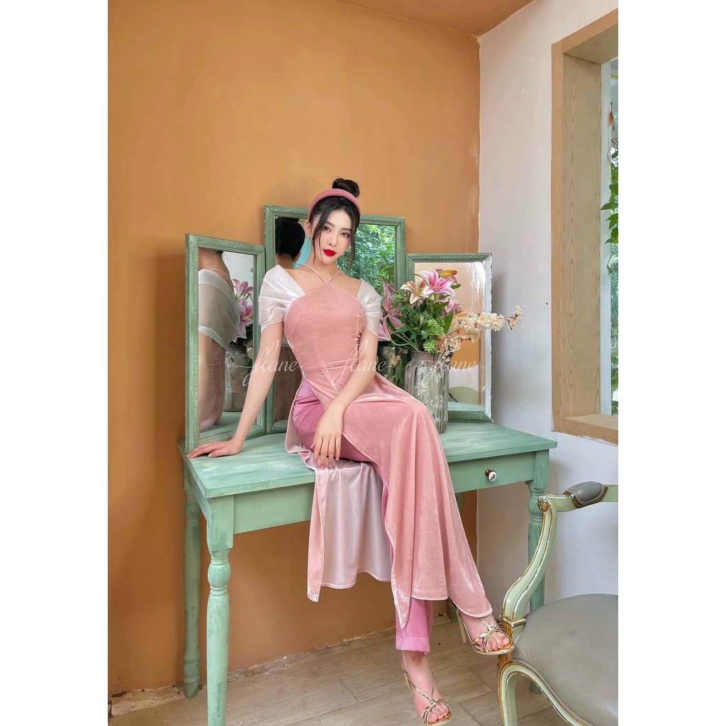 Áo dài cách tân nữ Đặng Gia cổ yếm hồng điệu đà