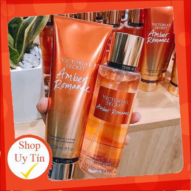 [𝐀𝐮𝐭𝐡𝐞𝐧𝐭𝐢𝐜] Xịt Thơm Body Mist Victoria’s Secret - 𝐀𝐦𝐛𝐞𝐫 𝐑𝐨𝐦𝐚𝐧𝐜𝐞 🍭Hot🍭