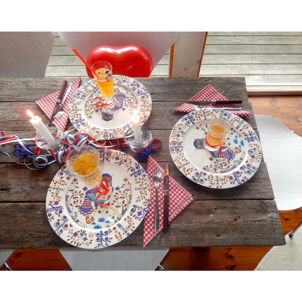 Đĩa sứ Taika Iittala phong cách Bắc Âu màu Trắng - Size 20/22/27cm