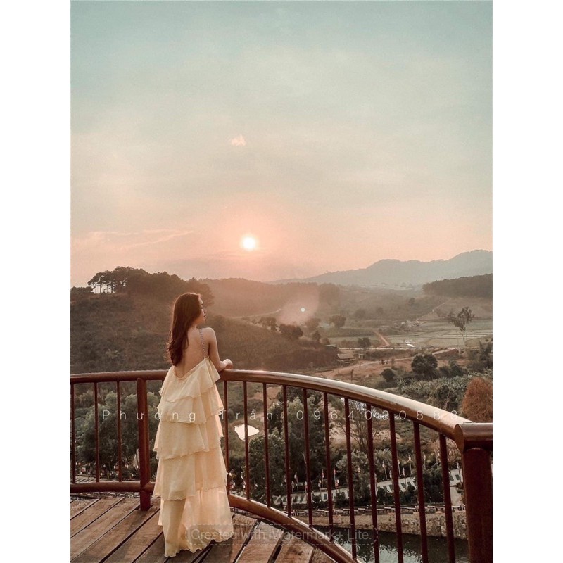 Đầm maxi voan xếp tầng cổ yếm xích | BigBuy360 - bigbuy360.vn