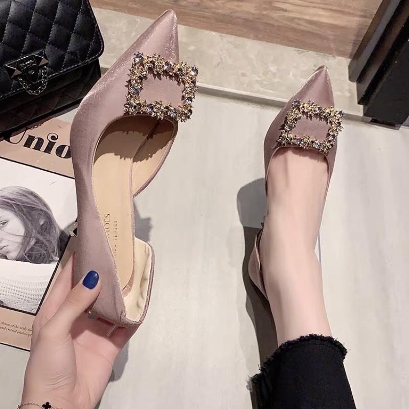 Giày cao gót 7cm mũi nhọn khoá vuông khoét eo