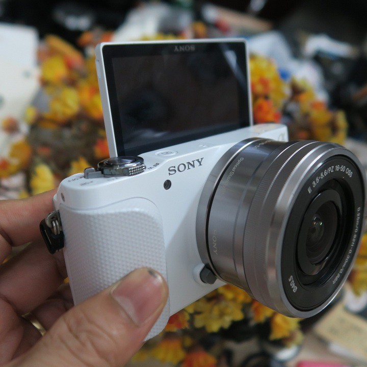 Máy ảnh Sony Nex 3N kèm kít 16-50 màn hình lật
