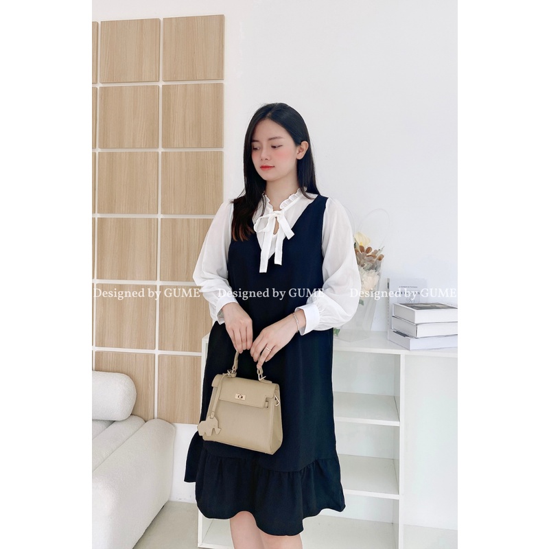 Váy bầu thu đông, đầm bầu thiết kế GuMe- màu đen dáng đuôi cá nhẹ phối trắng giả yếm vải sạn lụa 40-120KG- MB116