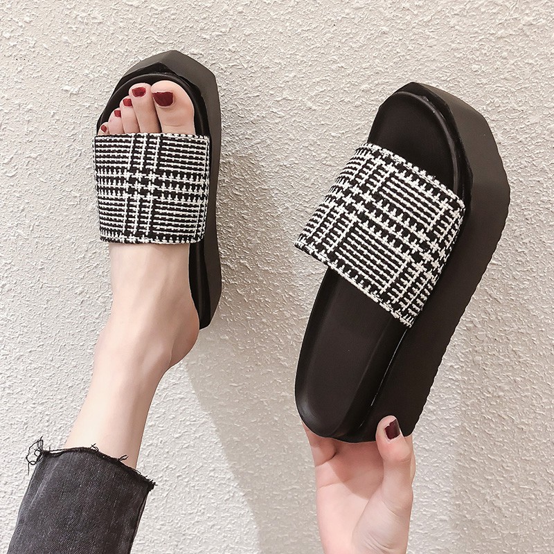 Slippers female summer wear 2019 new Korean version of the wild fashion thick-bo - Hàng nhập khẩu