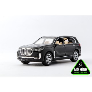 Mô hình xe SUV BMW X7 mở được hết cửa 1:32
