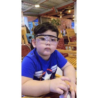 Kính chống bụi 0 độ trong suốt