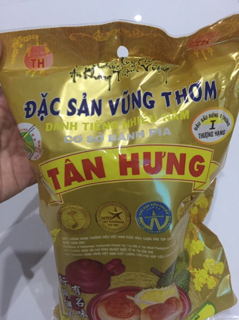 Bánh pía Tân Hưng