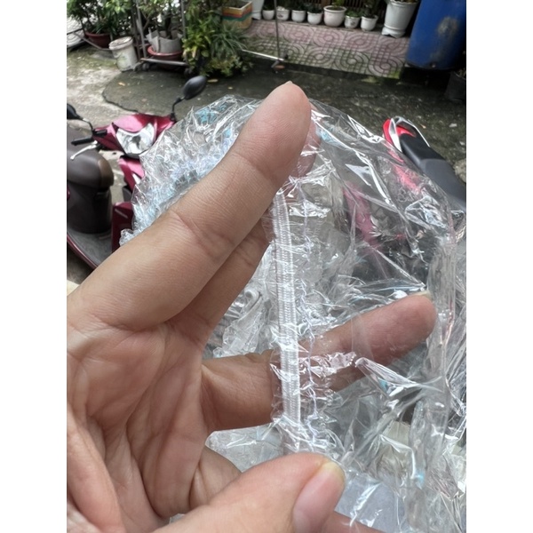 Nilon bảo vệ nón lá tránh mưa dày dặn, bền bỉ