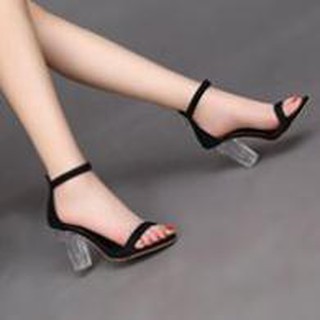 Giày cao gót vuông trong 9p quai mảnh đen dây kéo gót - SD67