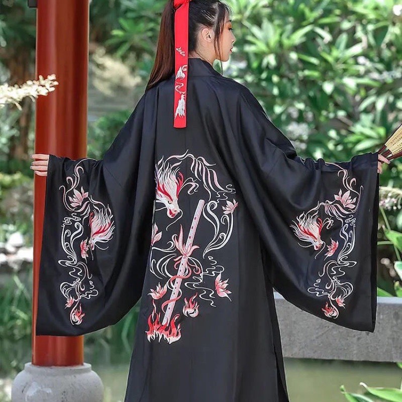 Trang phục cosplay  cổ trang nam, nữ  các họa tiết trên bộ đồ là thêu | BigBuy360 - bigbuy360.vn
