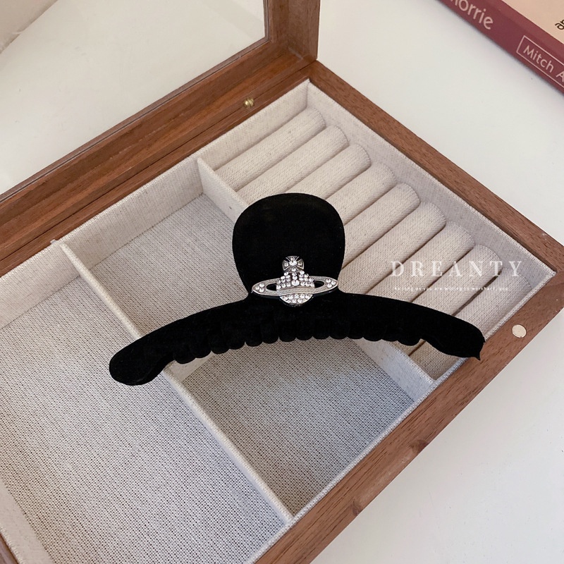 Kẹp Cá Mập Đính Kim Cương Giả Phong Cách Pháp Cổ Điển Thời Trang Ha