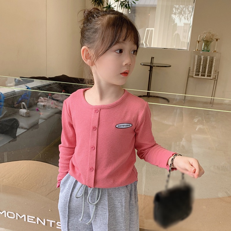 Áo thun dài tay chất liệu polyester mềm mại thời trang bốn mùa cho bé gái