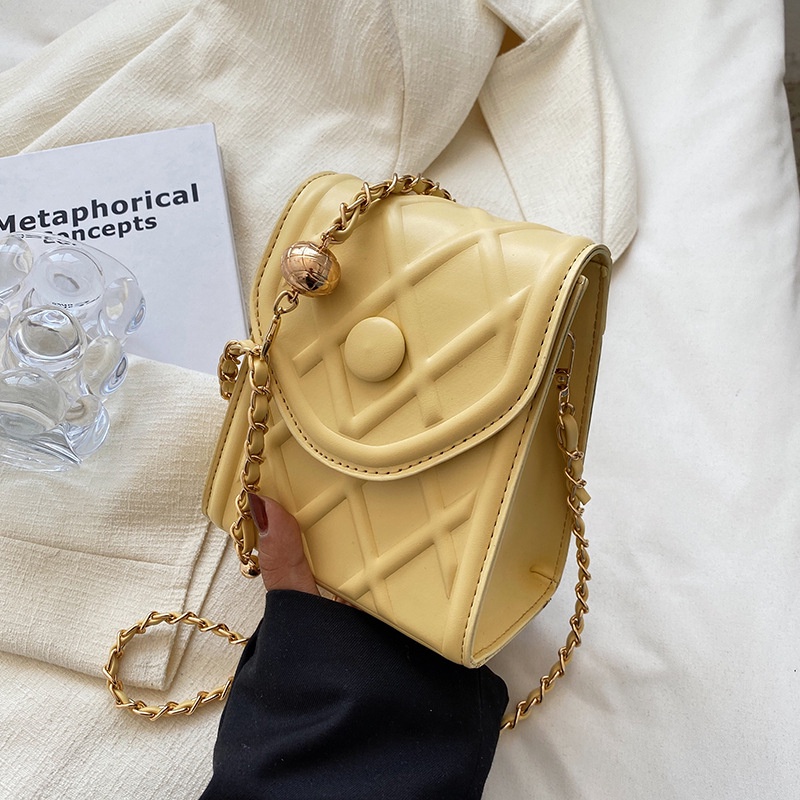 Túi đeo vai IELGY hình vuông màu trơn phối dây xích thời trang dành cho nữ