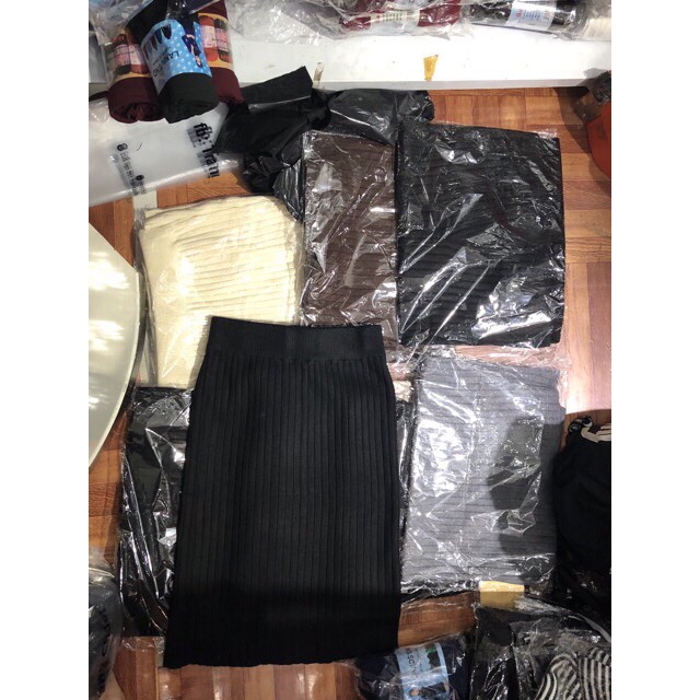 Chân váy len ngắn hàng Quảng Châu loại 1 | BigBuy360 - bigbuy360.vn