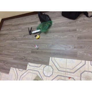 Sàn nhựa dán keo vân gỗ