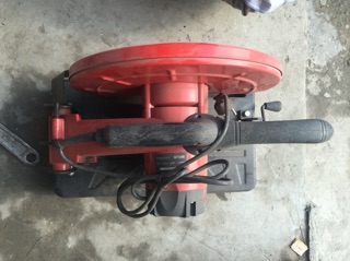 Cắt sắt MT 240