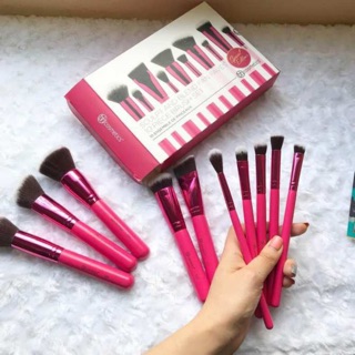Bộ cọ 10 cây BH Cosmetics Sculpt And Blend Fan Faves 10 Piece Brush Set