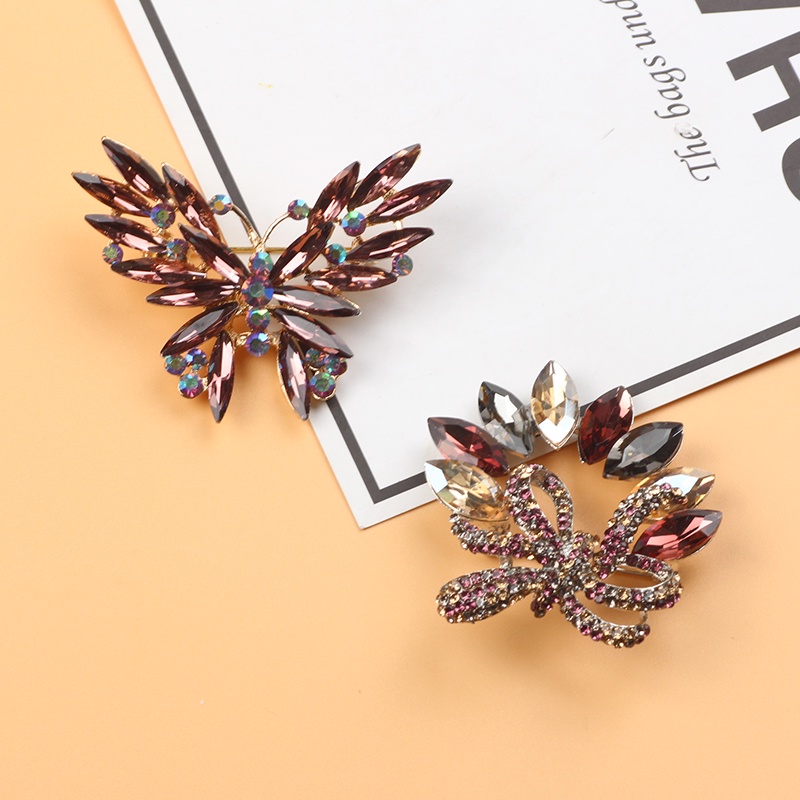 Ghim Cài Áo Hình Bướm Phối Ngọc Trai Nhân Tạo Thời Trang Cho Nữ