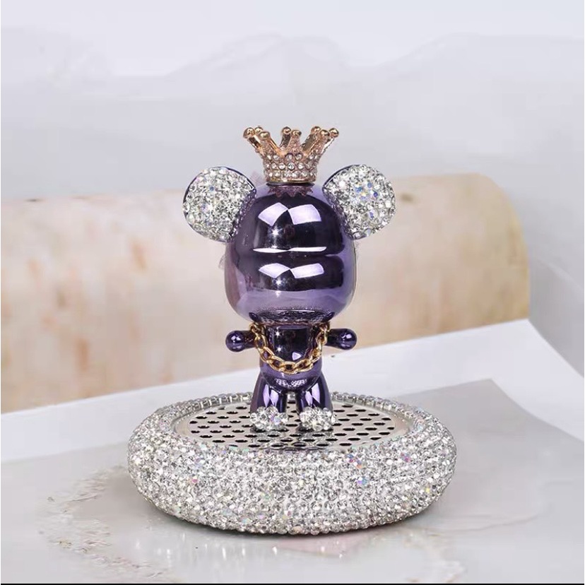 Bear Diamond Pefume Để Taplo Ô Tô , Trang Trí Taplo Xe Hơi BearBrick Sáp Thơm Cao Cấp