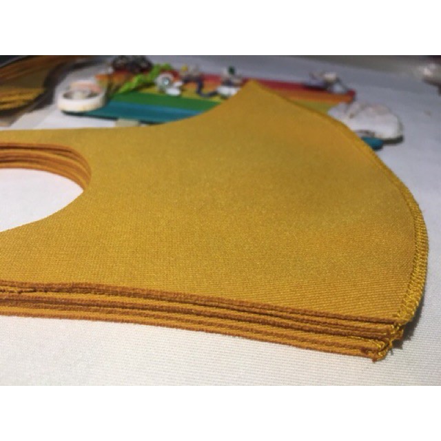 Khẩu trang vải su chống bụi mịn mềm và tái sử dụng được nhiều lần