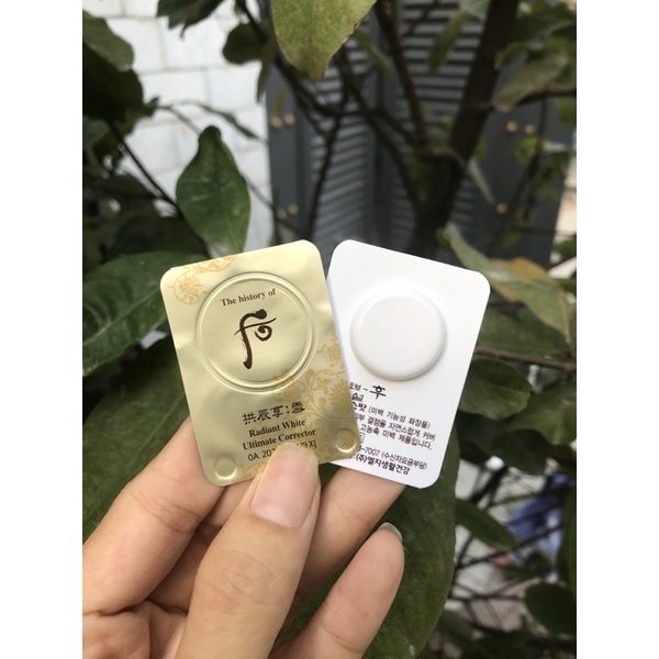 Vỉ Cao nám whoo radiant white ultimate corrector