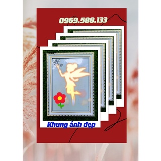 Khung Bằng Khen kích thước A4 (20x30 cm), tặng kèm móc treo tường.