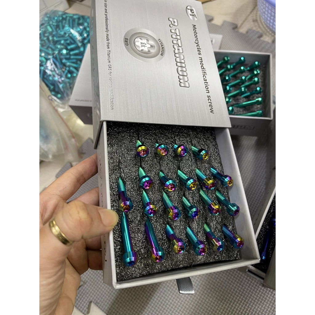 Ốc lốc máy Đầu Trụ Titan GR5 cho nhiều dòng xe Wave Vario Exciter Sirius Satria Winner Sonic Future AB Vision