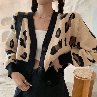 Cardigan họa tiết da báo dáng ngắn be retro