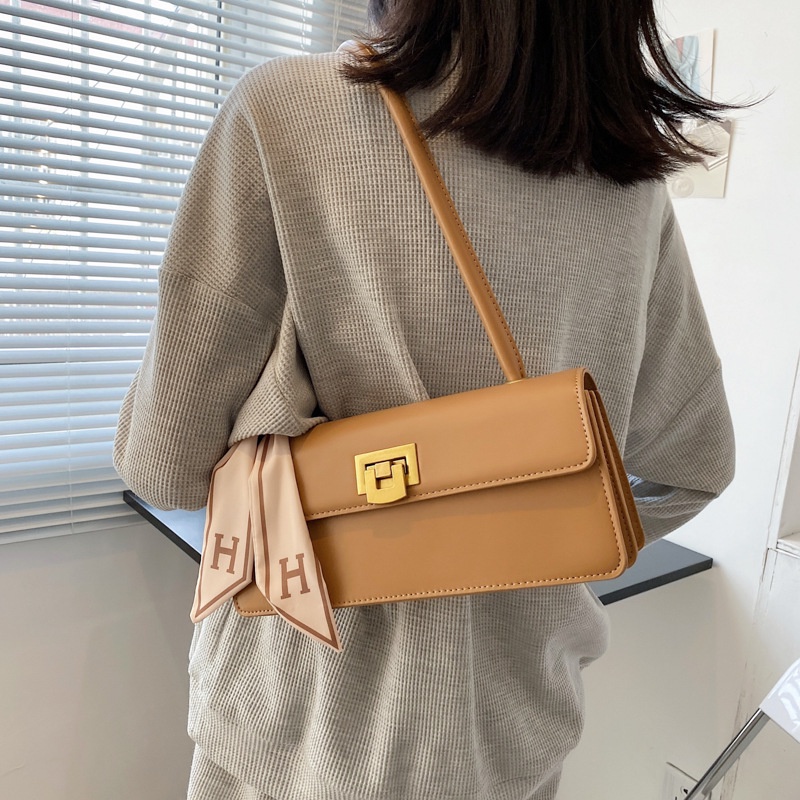 Túi đeo vai IELGY cứng phối khóa kèm khăn lụa thiết kế thời trang cho nữ